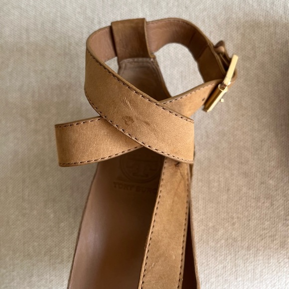 TORY BURCH Tan Brenden Sandals Wedge Size 7.5 - Picture 6 of 8